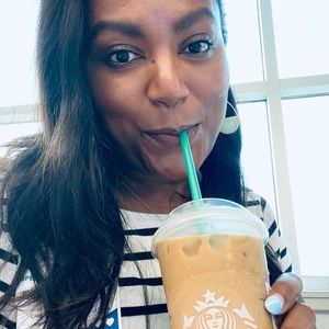 Meet your Posher, Ariane